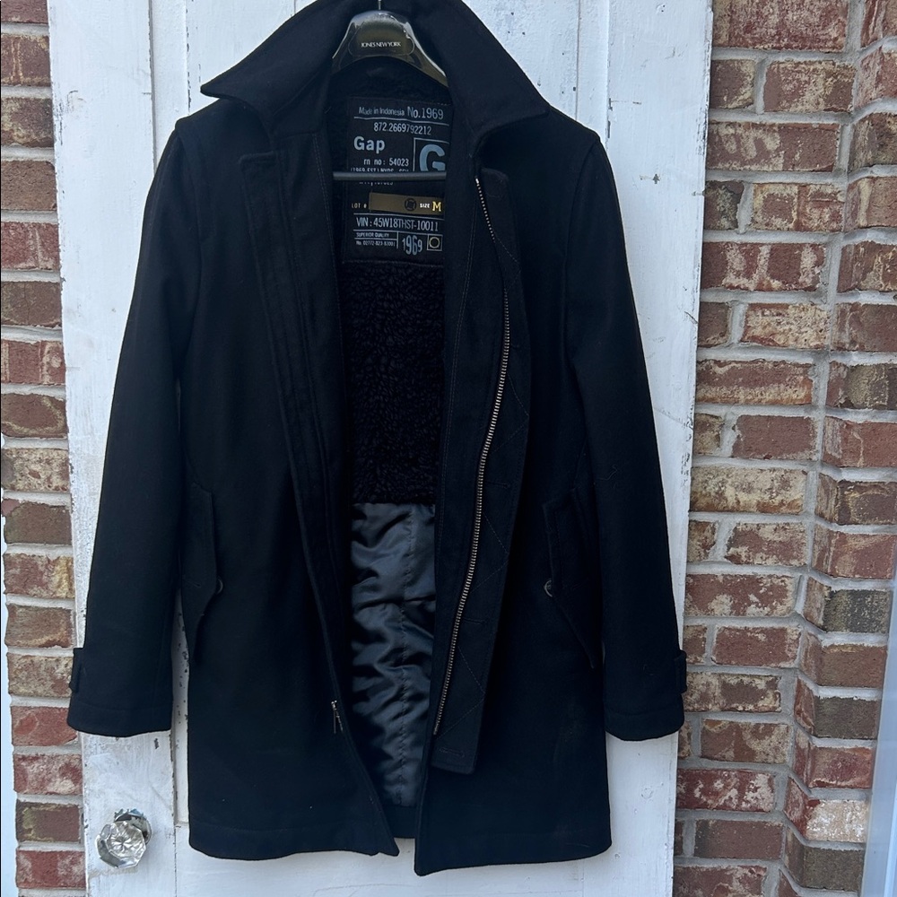 GAP Men's Black Vintage Coat